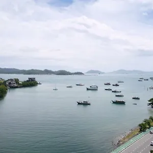  公寓 依玛歌购物中心阁楼公寓